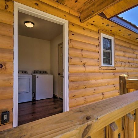 Bears Den Cabin With Porch About 5 Mi To Bryson City! Экстерьер фото
